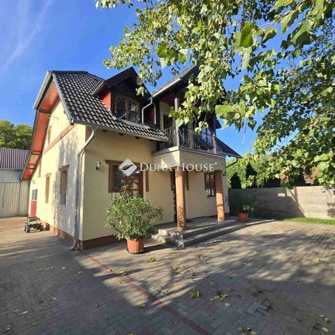 Eladó családi ház, Kecskeméten 89.9 M Ft, 4 szobás