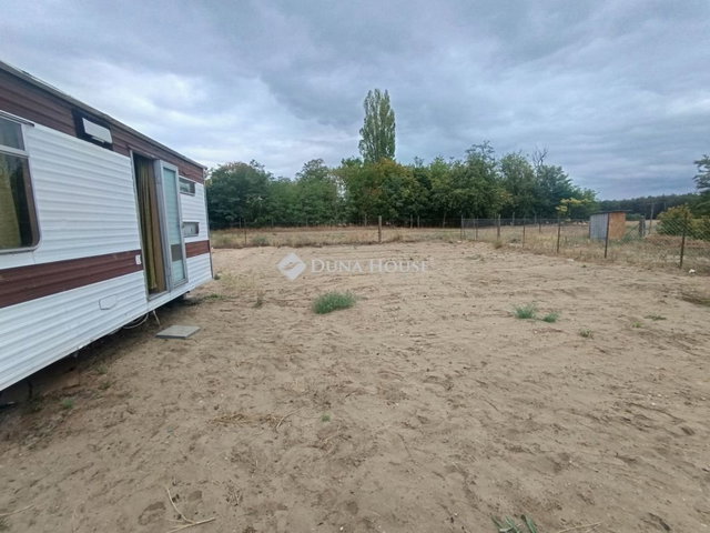 Eladó telek, Tápiószentmártonon 3.5 M Ft / költözzbe.hu