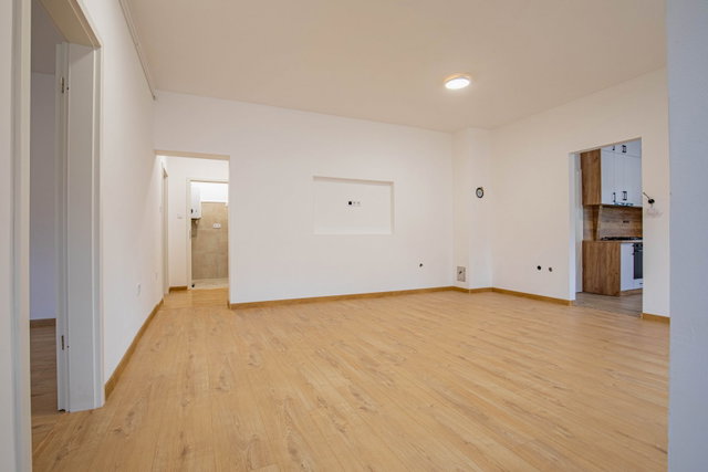 Eladó családi ház, Tinnyén, Honfoglalás utcában 148.9 M Ft