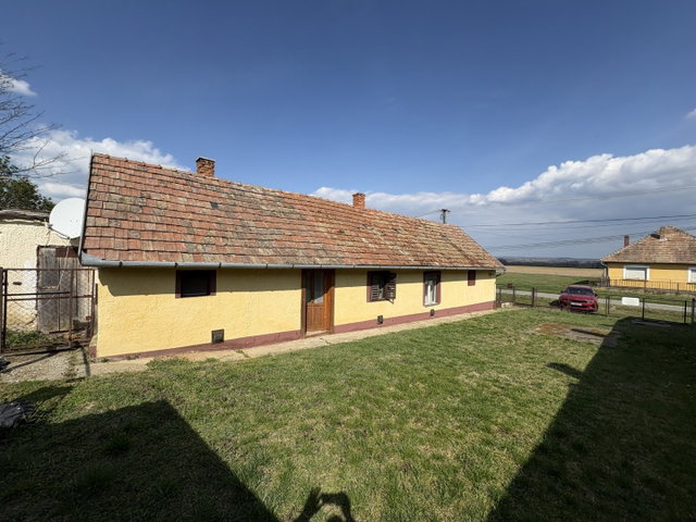 Eladó családi ház, Buzsákon 17.8 M Ft, 3 szobás