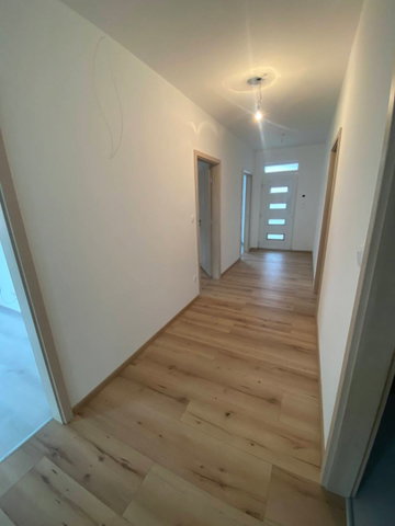 Eladó családi ház, Környén 193.5 M Ft, 5 szobás
