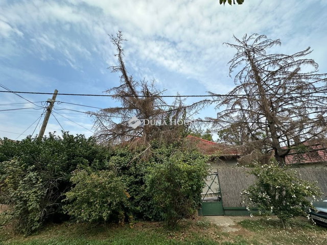 Eladó családi ház, Érden 62.5 M Ft, 2 szobás