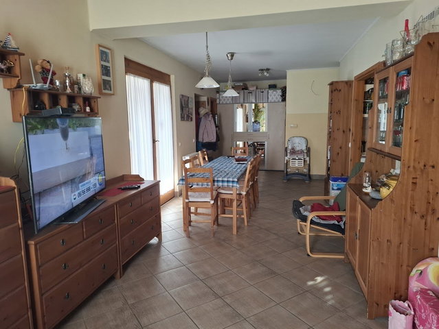 Eladó családi ház, Üllőn 109 M Ft, 5 szobás