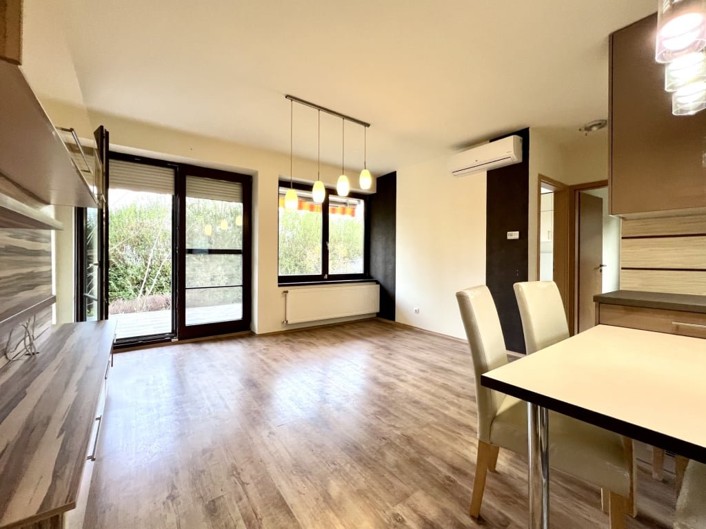 5 bed · 108m² · 164.900.000 ft