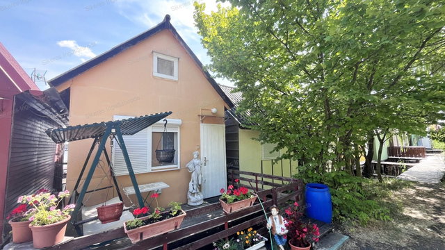 Eladó nyaraló, Bokodon 19.9 M Ft, 1+1 szobás