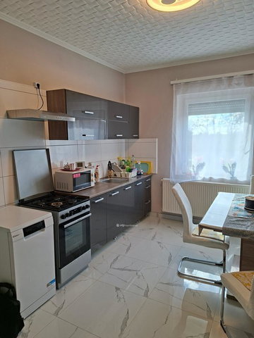 Eladó családi ház, Adonyban 68 M Ft, 2+1 szobás