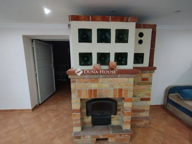 Eladó családi ház, Bodajkon 75 M Ft, 4 szobás