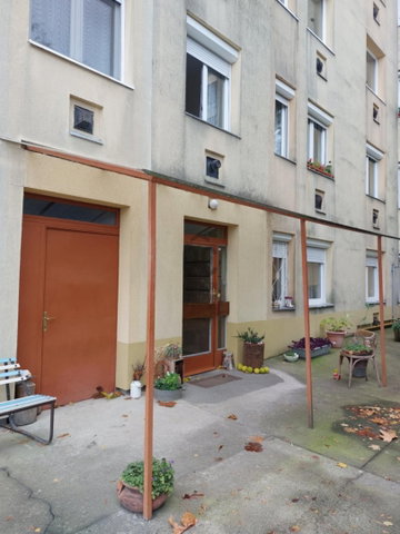 Kiadó téglalakás, albérlet, Szekszárdon, Semmelweis utcában