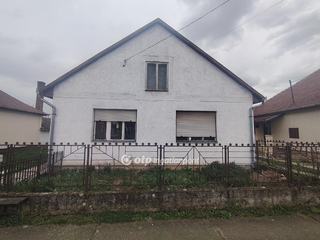 3 bed · 90m² · 22.000.000 ft