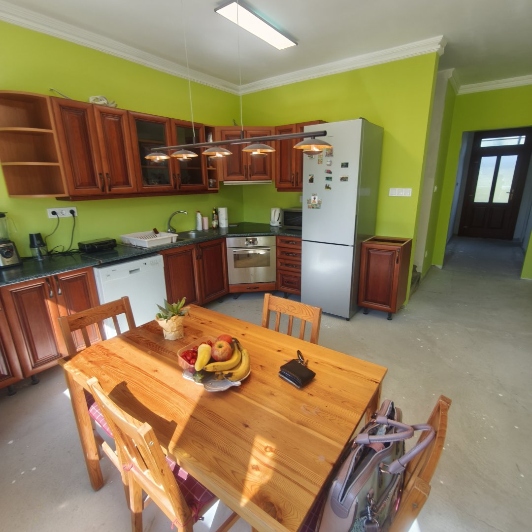 4 bed · 97m² · 54.900.000 ft