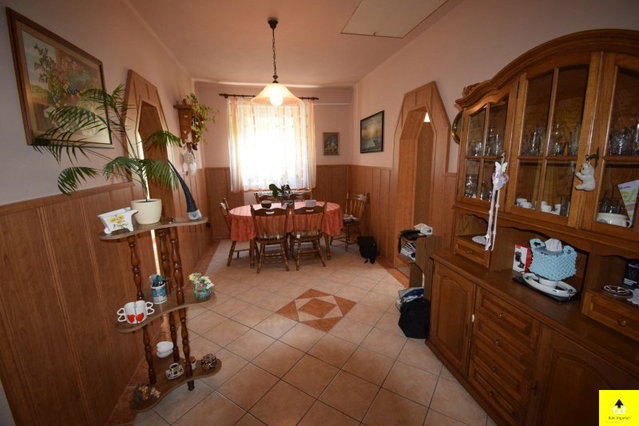 Eladó családi ház, Csepregen 59.5 M Ft, 4 szobás