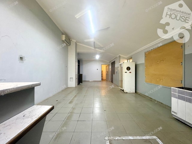 Eladó családi ház, Kecskeméten 39 M Ft, 4 szobás