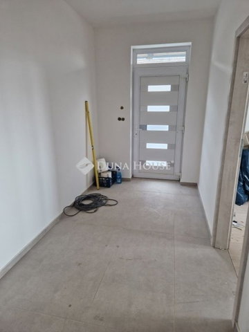 Eladó ikerház, Üllőn 115 M Ft, 4 szobás / költözzbe.hu