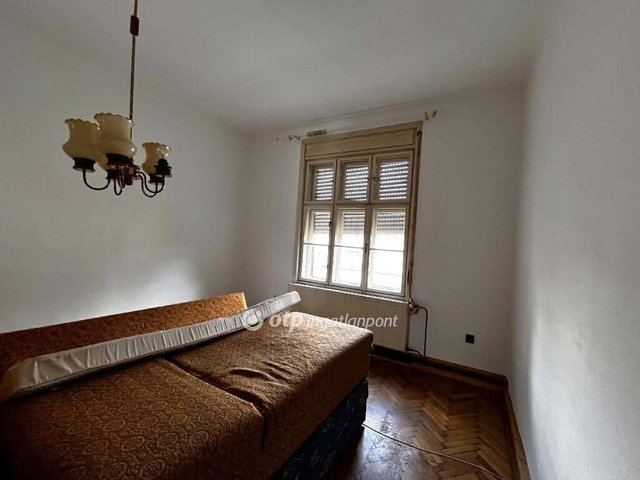 Eladó téglalakás, Zalaegerszegen 28.5 M Ft, 1+1 szobás