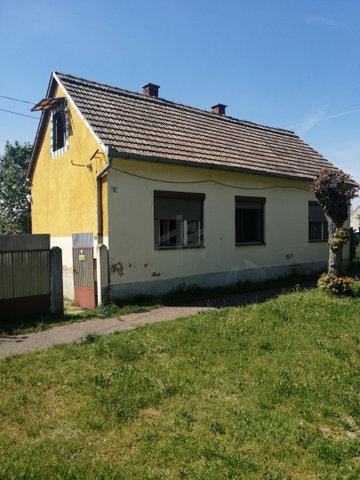 Eladó családi ház, Barcson 20.99 M Ft, 2 szobás