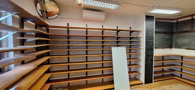 Eladó üzlethelyiség, Siófokon 89 M Ft, 1+1 szobás