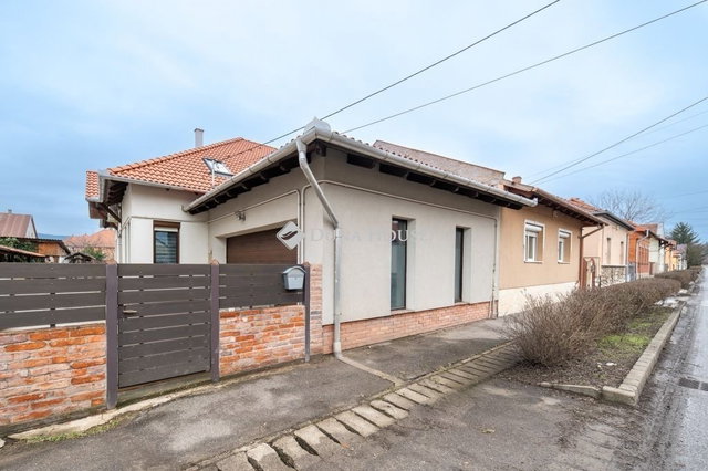 Eladó családi ház, Miskolcon 113.9 M Ft, 4 szobás