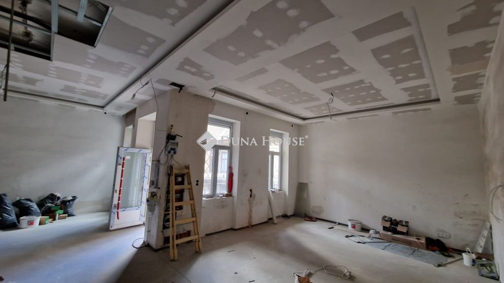 Lakás · 3 hálószoba · 112 m² · 201.600.000 Ft