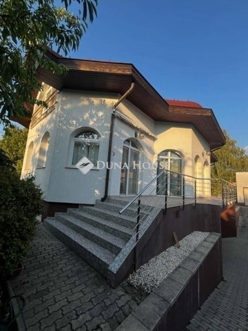 Eladó családi ház, Budapesten, XVIII. kerületben 174 M Ft