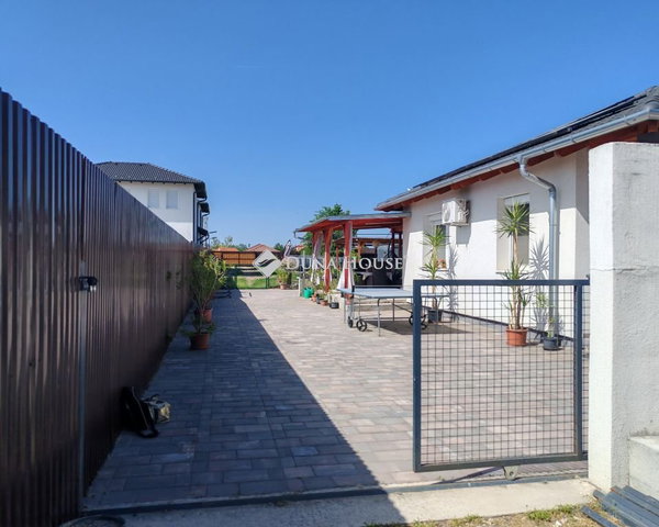 Eladó családi ház, Dunavarsányban, Homok utcában 125.9 M Ft