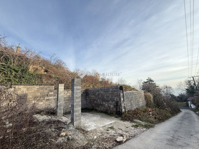 Eladó telek, Pécsett, Nagyszkókói úton 19.9 M Ft