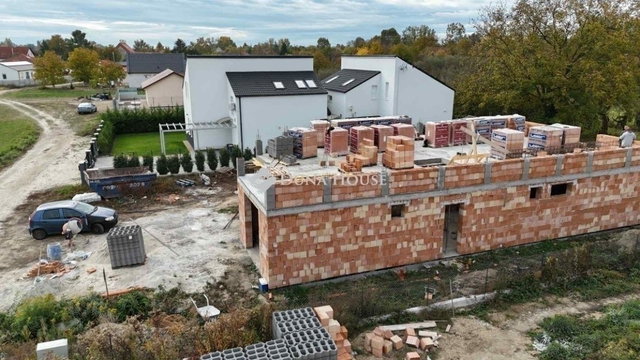 Eladó téglalakás, Ráckevén 63.5 M Ft, 3 szobás