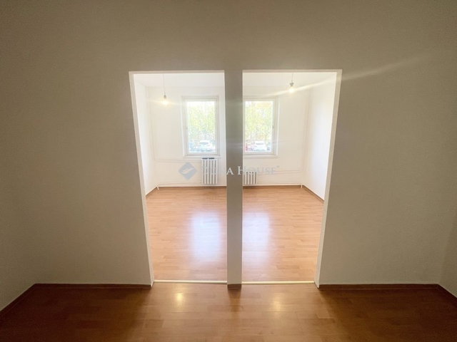 Eladó panellakás, Budapesten, XVII. kerületben 62.99 M Ft