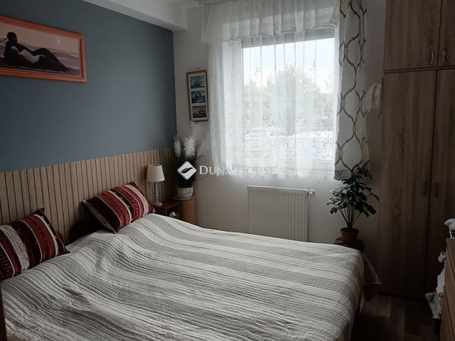 Eladó téglalakás, Üllőn 76 M Ft, 3 szobás
