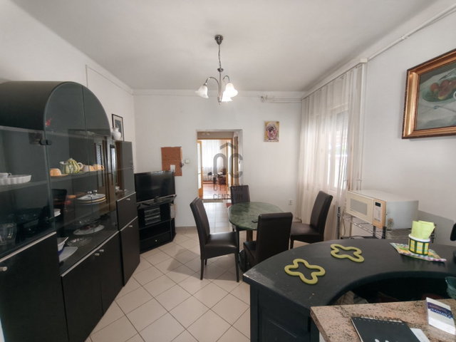 Eladó családi ház, Debrecenben 75 M Ft, 3 szobás