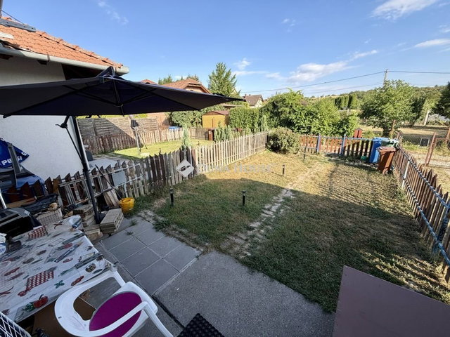 Eladó téglalakás, Bogádon 22.99 M Ft, 1 szobás