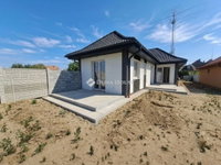Eladó ikerház, Fóton 124 M Ft, 4 szobás / költözzbe.hu