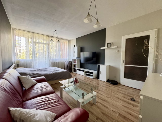 Eladó panellakás, Zalaegerszegen 38.5 M Ft, 2 szobás