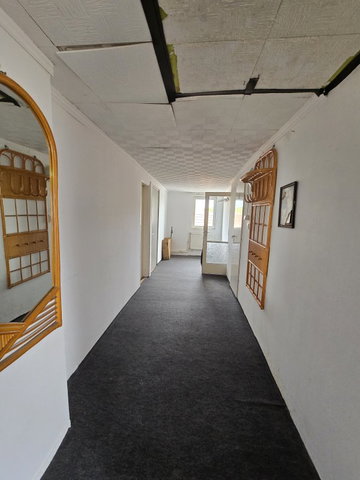 Eladó családi ház, Ercsiben 41.9 M Ft, 5 szobás