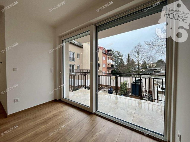 Eladó téglalakás, Kecskeméten 111.5 M Ft, 3 szobás