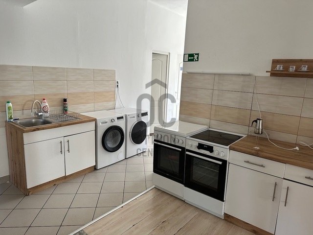 Kiadó hotel, Polgáron 2600 E Ft / hó / költözzbe.hu