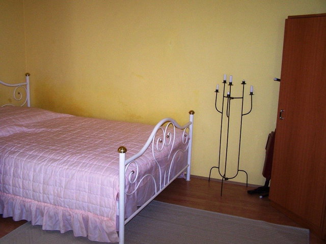 Kiadó téglalakás, albérlet, Pécsett, Király utcában