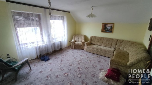 Eladó családi ház, Hódmezővásárhelyen 84 M Ft, 5+2 szobás