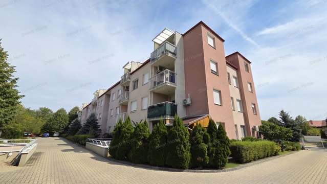 Eladó téglalakás, Kecskeméten 59 M Ft, 3 szobás