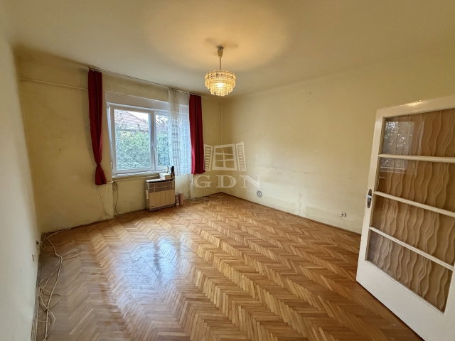 Eladó téglalakás, Budapesten, XV. kerületben 45 M Ft, 1 szobás