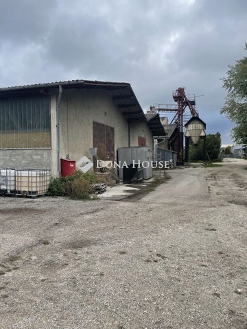 Eladó ipari ingatlan, Ajkán 239.14 M Ft / költözzbe.hu