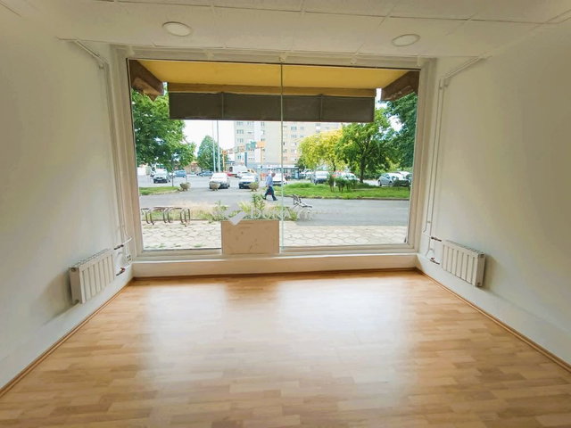 Eladó üzlethelyiség, Szombathelyen 37.4 M Ft