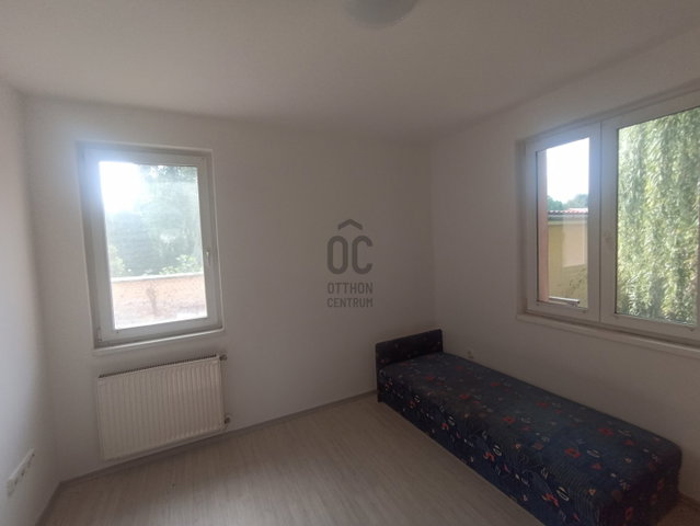 Eladó családi ház, Győrött 169 M Ft, 6 szobás