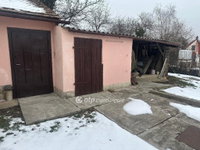 Eladó családi ház, Pécsett 60 M Ft, 3 szobás