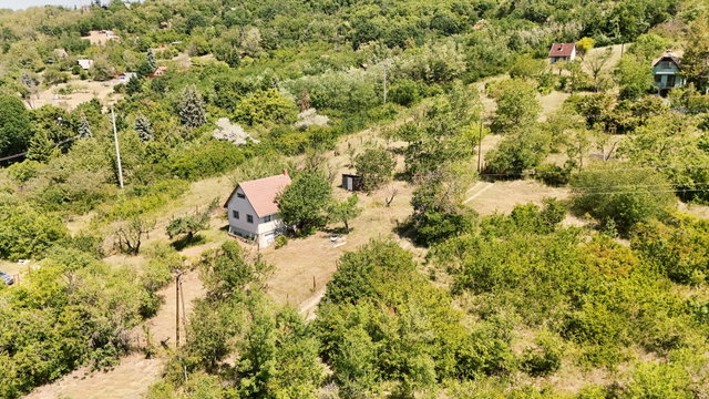 Eladó nyaraló, Verőcén 47.5 M Ft, 2 szobás