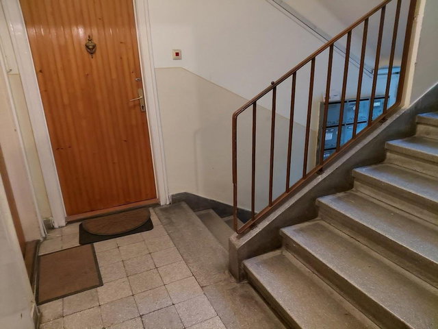 Eladó téglalakás, Komáromban 32.4 M Ft, 2 szobás