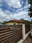 Eladó ikerház, Szigetszentmiklóson 89.9 M Ft, 4 szobás