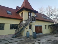 Eladó családi ház, Tatán 108 M Ft, 3 szobás