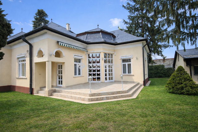 Eladó családi ház, Dunakeszin, Batthyány Elemér utcában