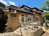 Eladó családi ház, Kecskeméten 149.9 M Ft, 9 szobás