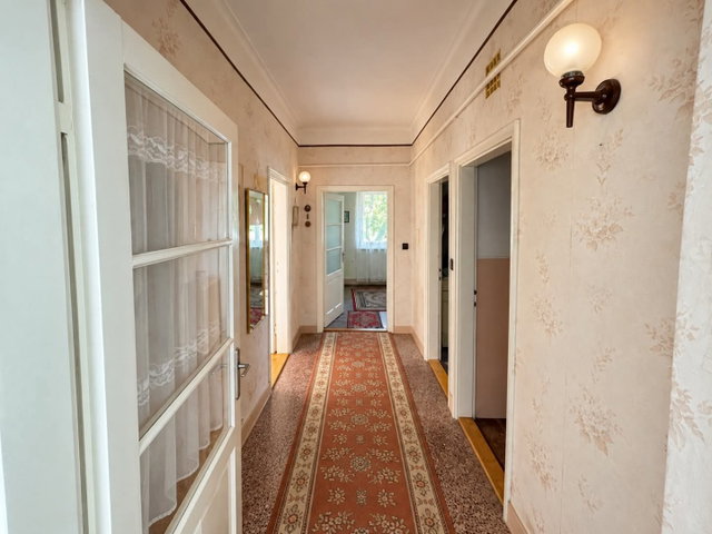 Eladó családi ház, Szegeden 50 M Ft, 2 szobás